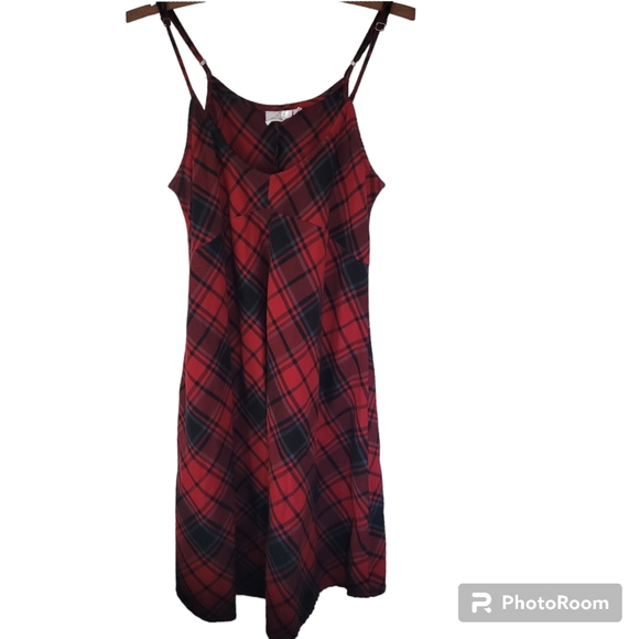 90s style red plaid spaghetti strap dress - Picture 2 of 9